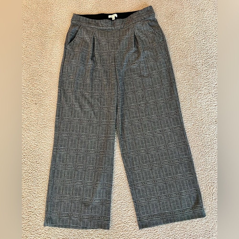 Max Studio Plaid Cropped Wide Leg Stretch Trousers